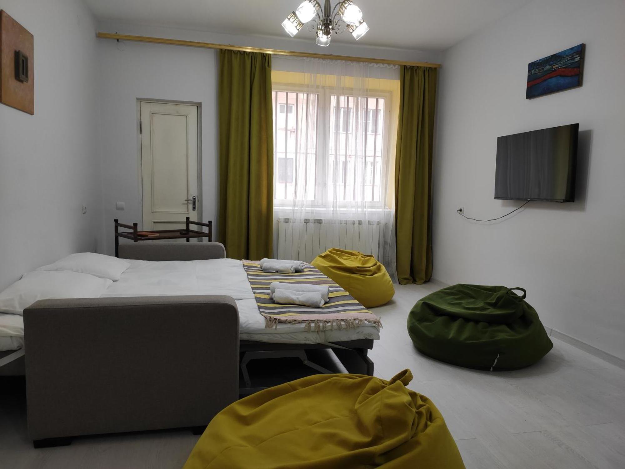Ners Guest House ギュムリ エクステリア 写真